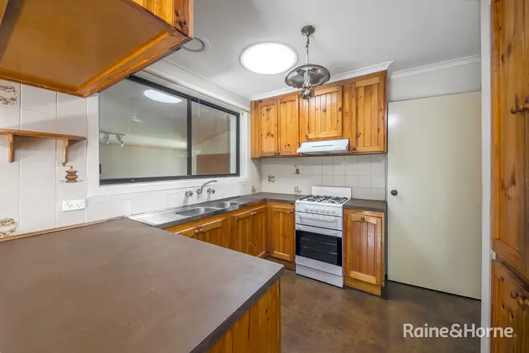 Fifth view of Homely house listing, 4 Dargie Court, Sunbury VIC 3429