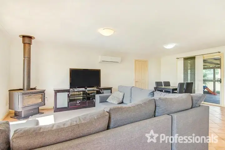 Fifth view of Homely house listing, 9 Roxburgh Drive, Kelso NSW 2795