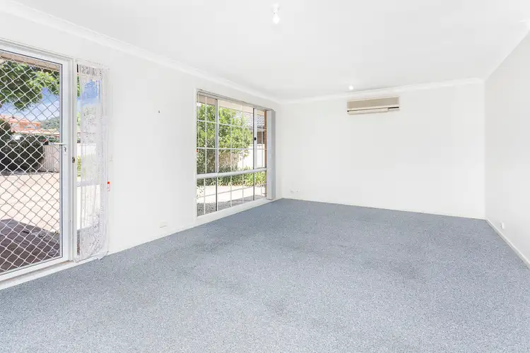 1/17 Derwent Place, Albion Park NSW 2527