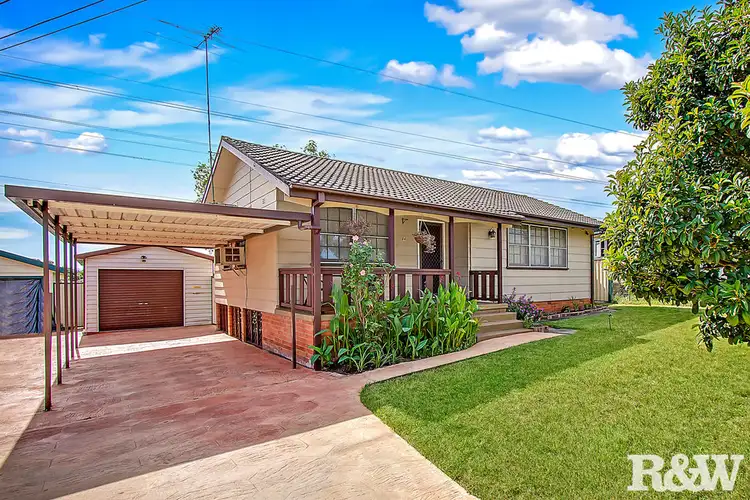 64 Parkes Crescent, Blackett NSW 2770