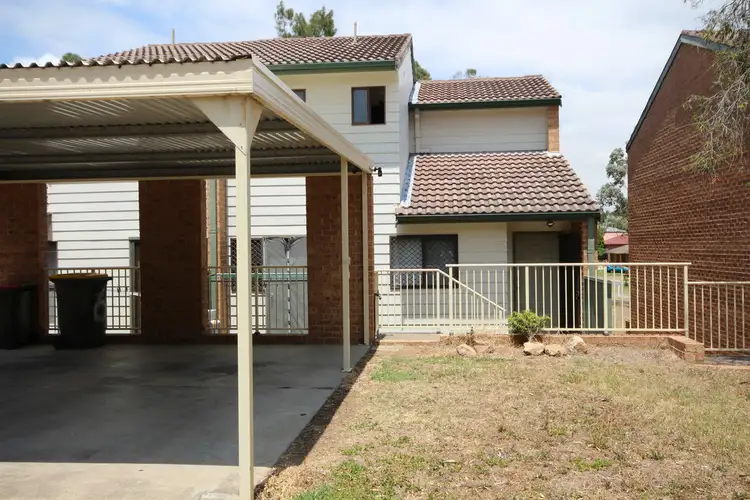 5/39 Woollybutt Way
