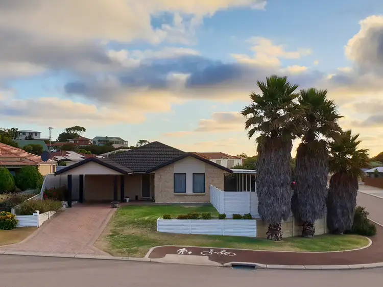 6 Addington Cross, West Beach WA 6450