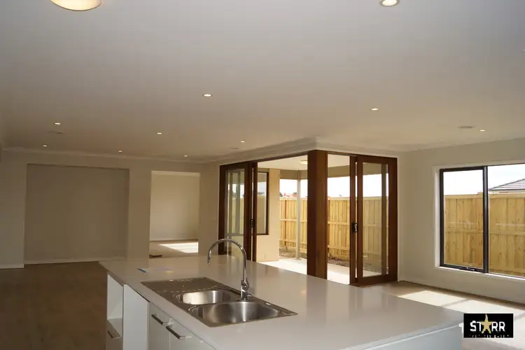 Fifth view of Homely house listing, 186 Highland Park, Wollert VIC 3750