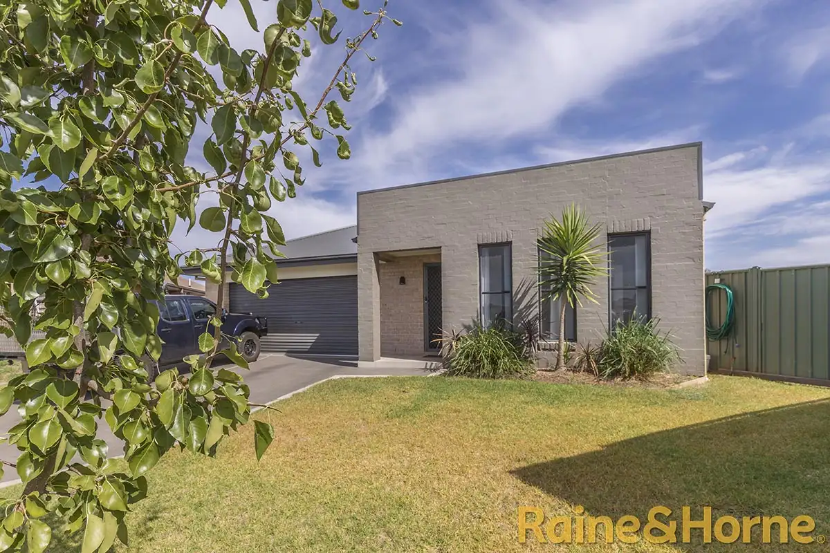 Main view of Homely house listing, 16 Dalbeattie Crescent, Dubbo NSW 2830