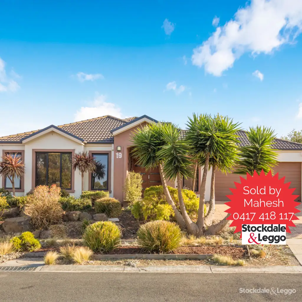 Main view of Homely house listing, 19 Ellenborough Crescent, Manor Lakes VIC 3024