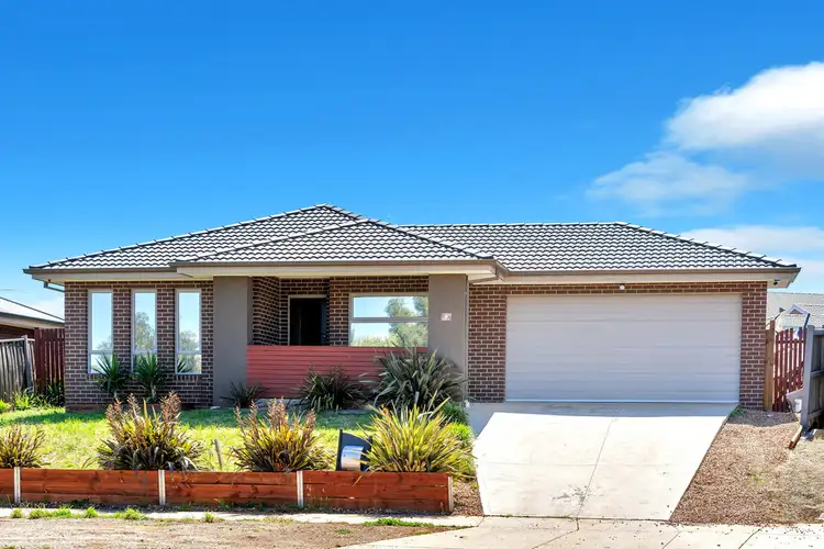 16 COOTAMUNDRA CIRCUIT, Harkness VIC 3337
