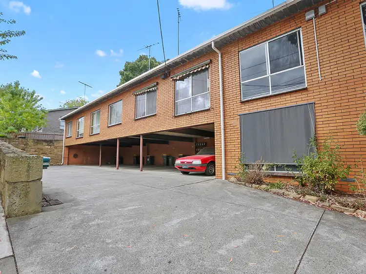 Main view of Homely unit listing, 4/24 North Valley Road, Highton VIC 3216