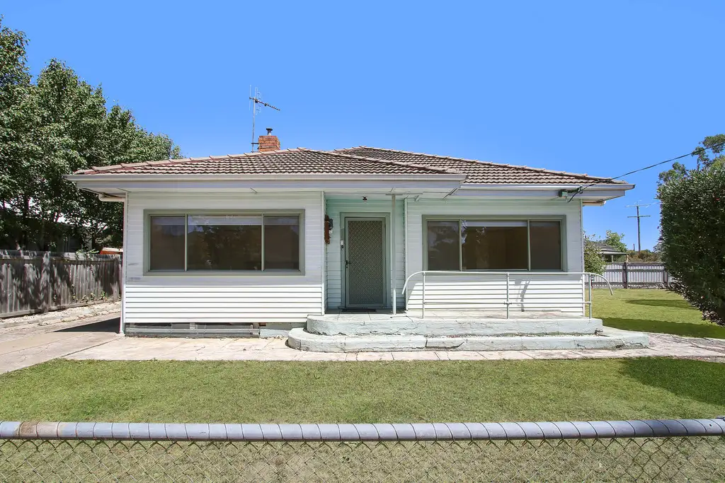 Main view of Homely house listing, 8 Barkly Street, Benalla VIC 3672