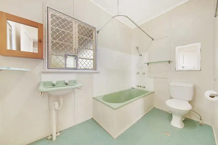 Seventh view of Homely house listing, 135 OAKA LANE, Gladstone Central QLD 4680