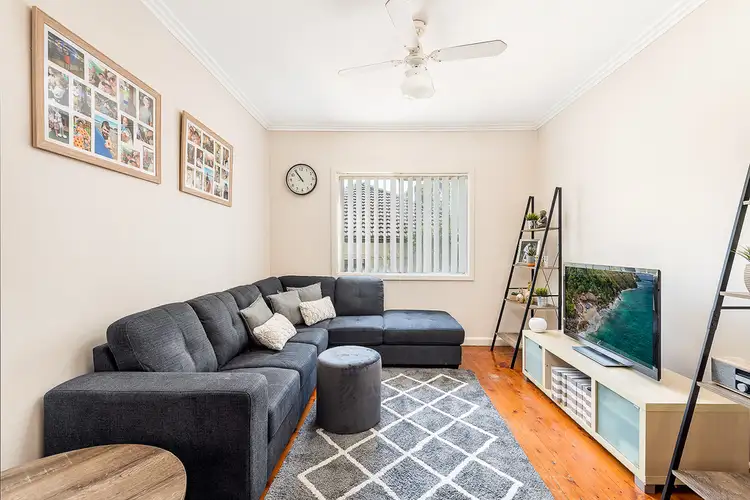 65 Oak Road, Kirrawee NSW 2232