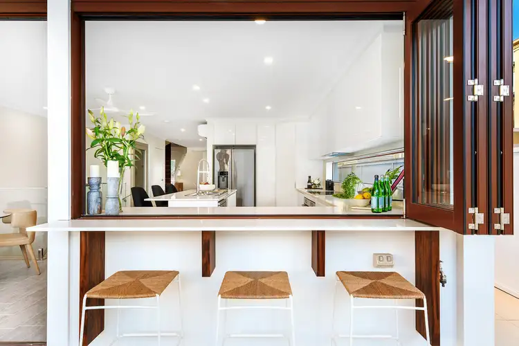 1 / 53 Cronin Avenue, Main Beach QLD 4217