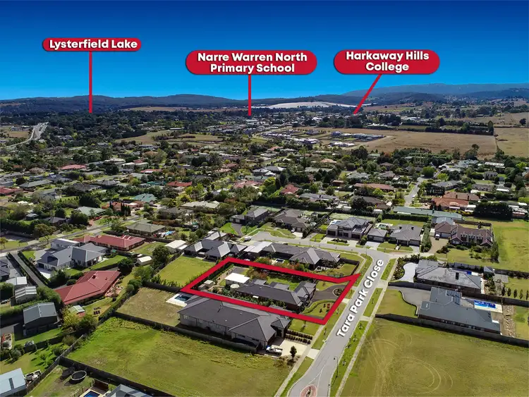 Third view of Homely house listing, 8 Tara Park Close, Narre Warren North VIC 3804
