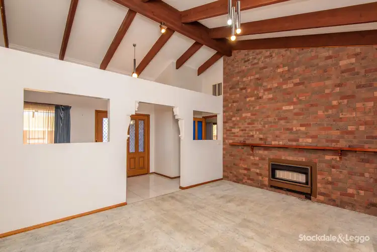 Second view of Homely house listing, 1 Ivanhoe Court, Shepparton VIC 3630