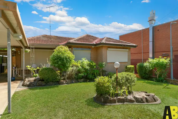 16 HARWOOD STREET, Seven Hills NSW 2147