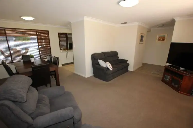 Fifth view of Homely house listing, 8 Jackson Way, Merredin WA 6415