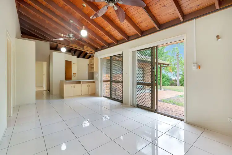 Sixth view of Homely house listing, 4 Noval Court, Bellbowrie QLD 4070