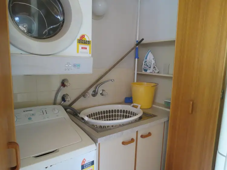 Seventh view of Homely unit listing, 5/652 Esplanade, Urangan QLD 4655