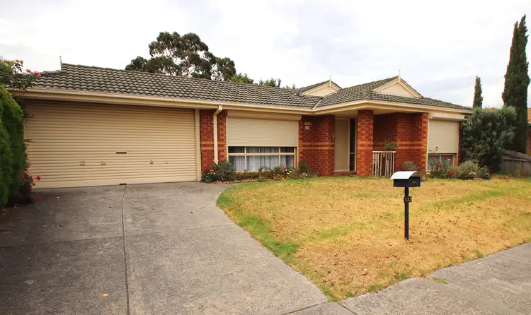 133 Courtenay Av, Cranbourne North VIC 3977