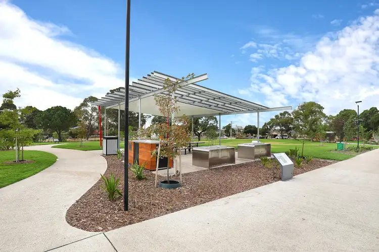 Fifth view of Homely unit listing, 2/14 RAWSON AVENUE, Sunshine VIC 3020