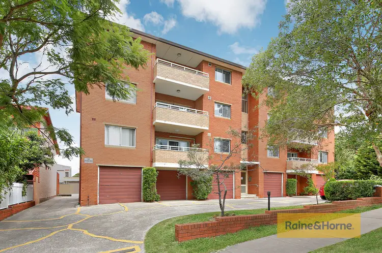 5/10 Stanley Street