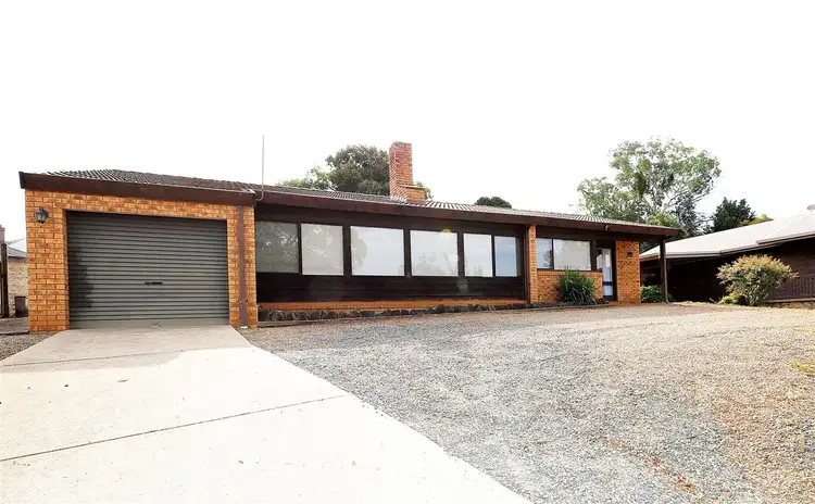 13 Bundara Crescent, Tumut NSW 2720