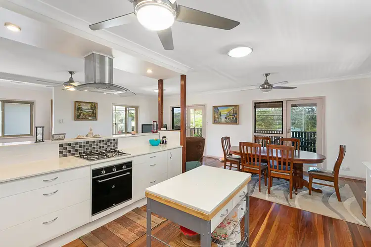 Fifth view of Homely house listing, 8 Thistle Street, Ormiston QLD 4160