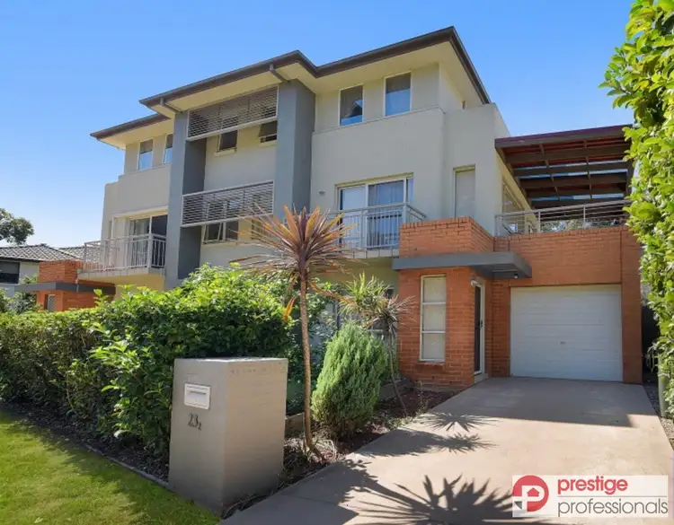 2/23 Parkwood Road, Holsworthy NSW 2173