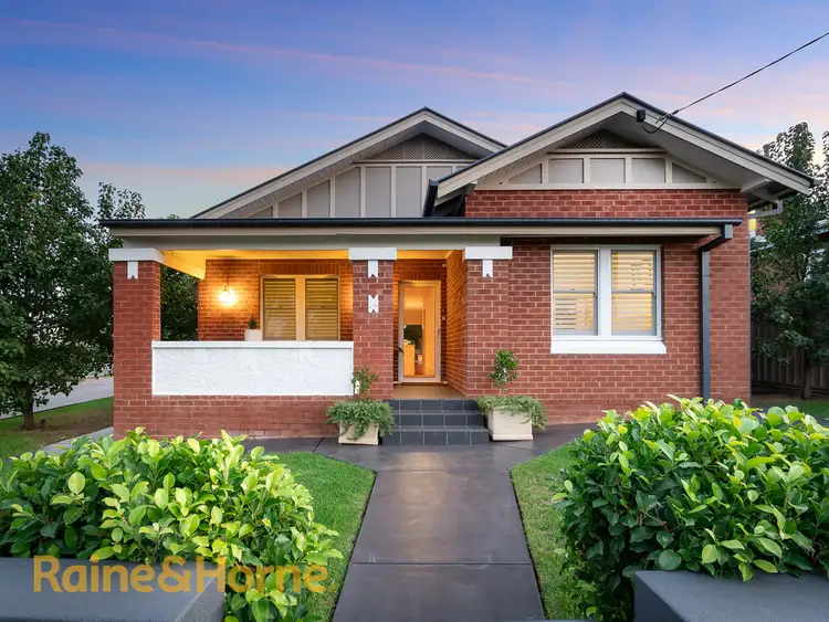 14 WOODEN STREET, Turvey Park NSW 2650
