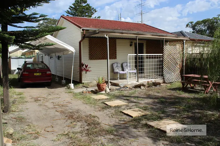 221 Ocean Beach Road, Woy Woy NSW 2256