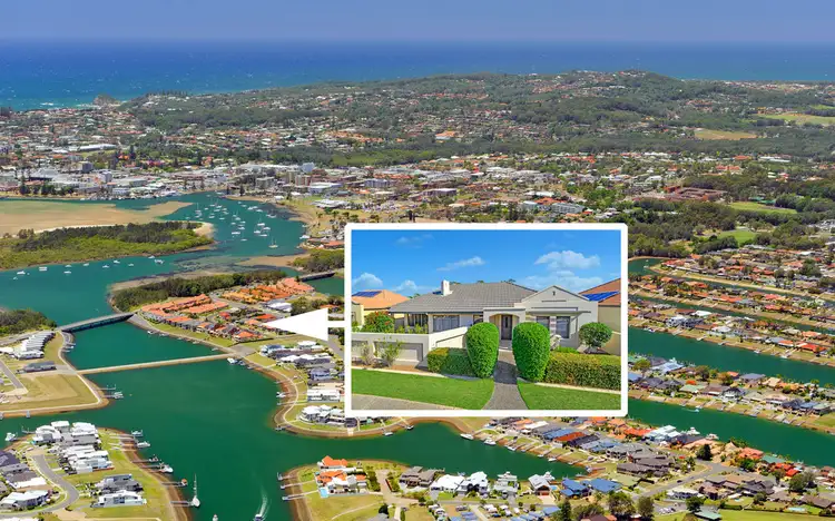 Second view of Homely house listing, 15 The Promenade, Port Macquarie NSW 2444