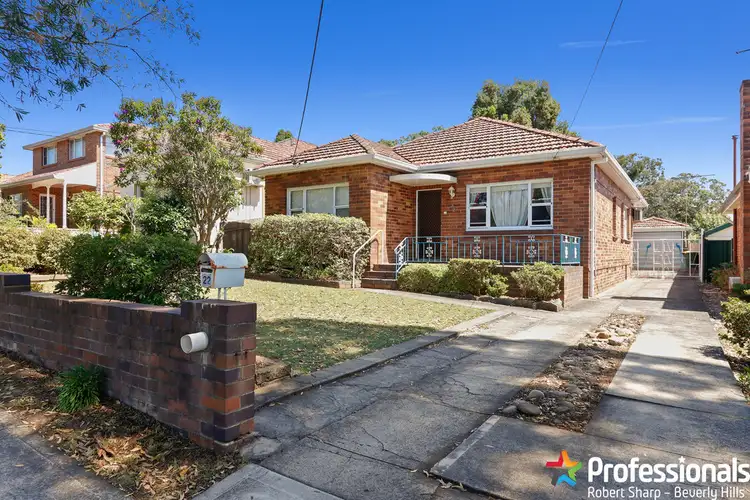 22 Tallawalla Street, Beverly Hills NSW 2209