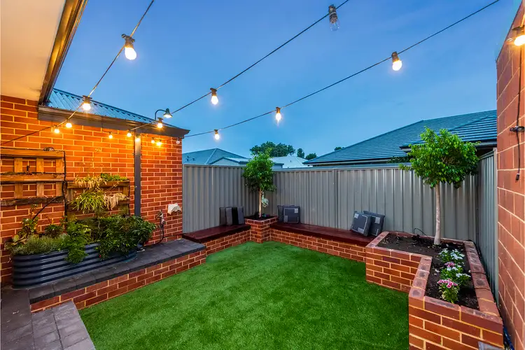 6 McCavanah Road, Byford WA 6122