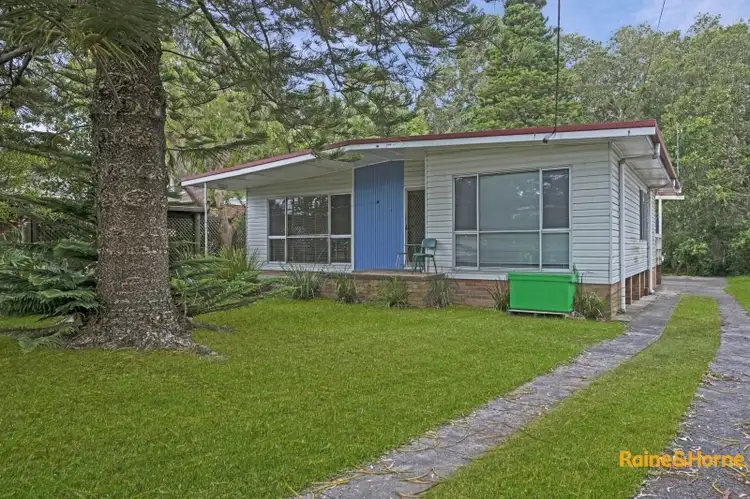 Main view of Homely house listing, 25 Sunrise Avenue, Budgewoi NSW 2262