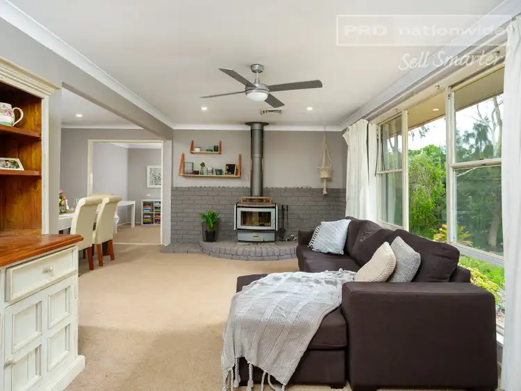 Fifth view of Homely house listing, 10 Lansdowne Avenue, Lake Albert NSW 2650