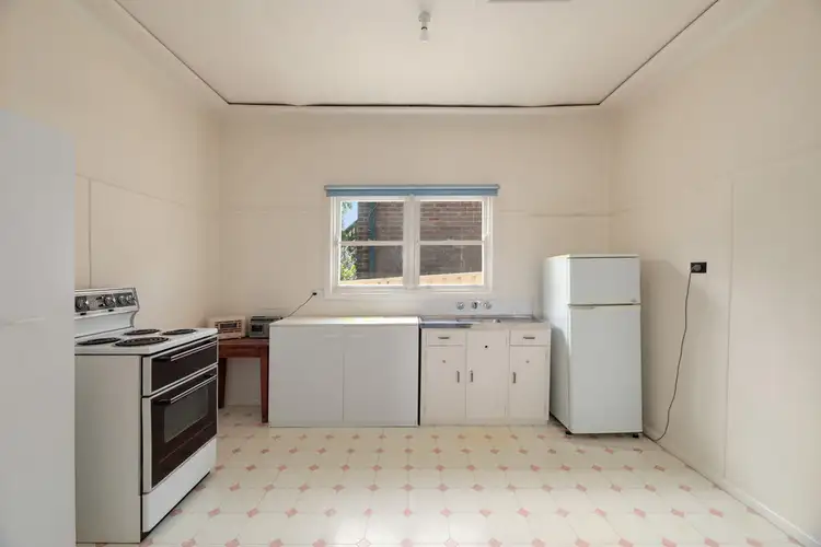 Fifth view of Homely house listing, 8 East Street, Bardwell Valley NSW 2207