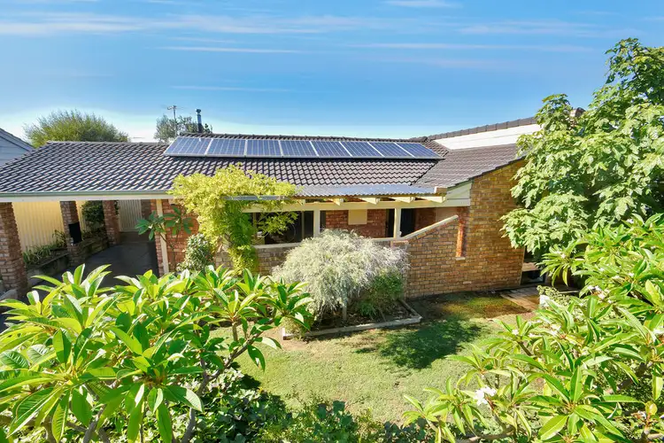 8 Whittington Avenue, Carine WA 6020