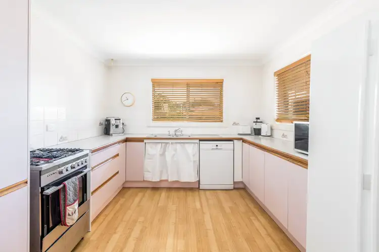 Seventh view of Homely house listing, 10 Baccata Place, Forest Lake QLD 4078