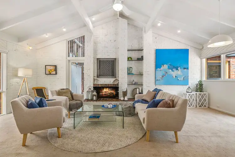 Second view of Homely house listing, 2 Ormerod Court, Gisborne VIC 3437