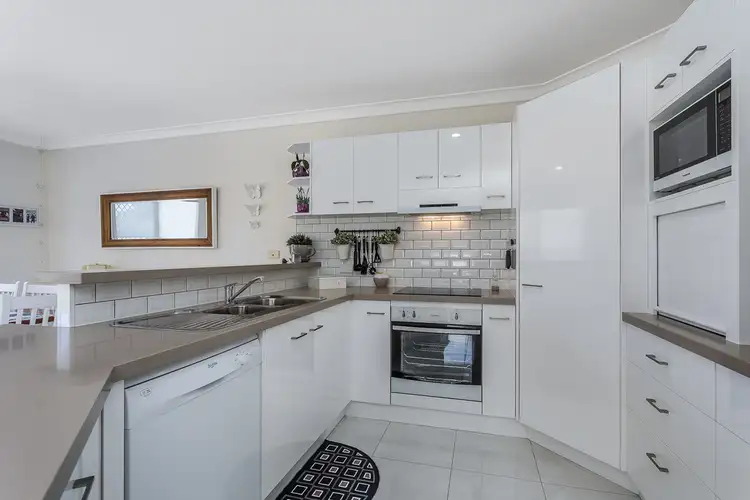 Fifth view of Homely unit listing, 1/7 Samuel Street, Woody Point QLD 4019