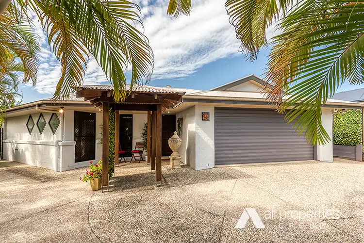 16 Glenelg Place, Parkinson QLD 4115