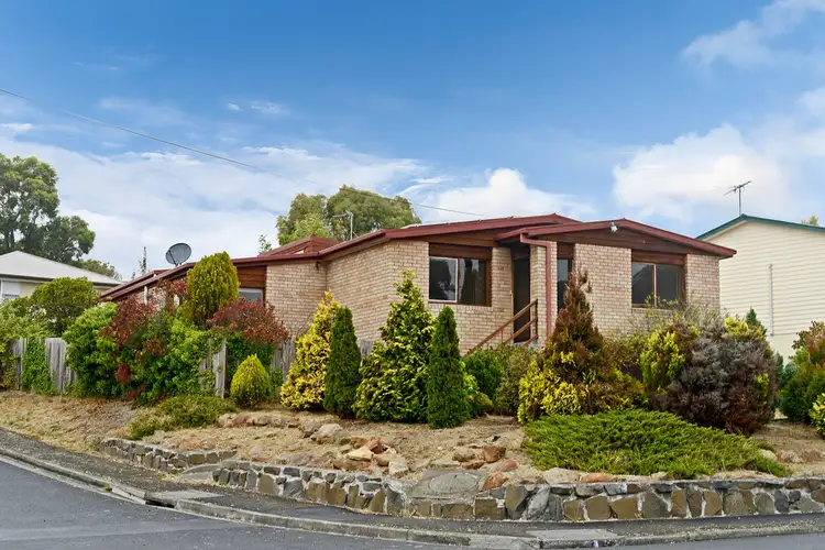 15 Russell Road, Claremont TAS 7011