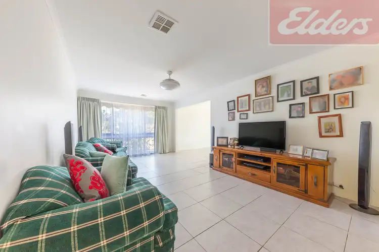 Fifth view of Homely house listing, 10 Jasper Close, Wodonga VIC 3690