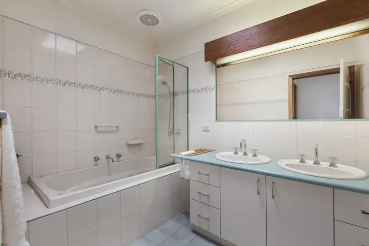 Sixth view of Homely house listing, 126 McKell Avenue, Sunbury VIC 3429