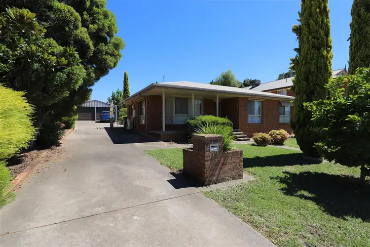 13 Martin Place, Tumut NSW 2720