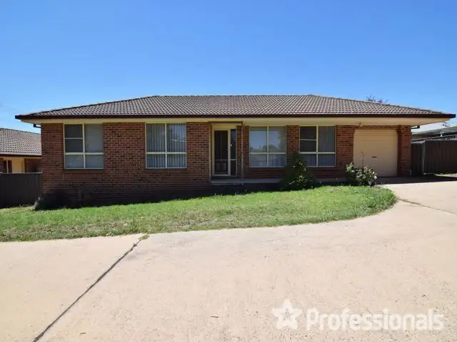 2/20 Vittoria Street, Bathurst NSW 2795
