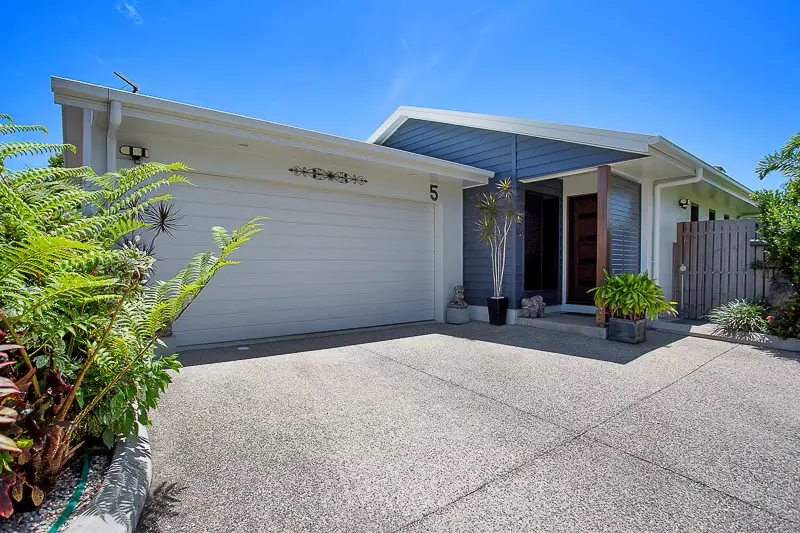 Main view of Homely apartment listing, 5/65 Pioneer Street, Glenella QLD 4740