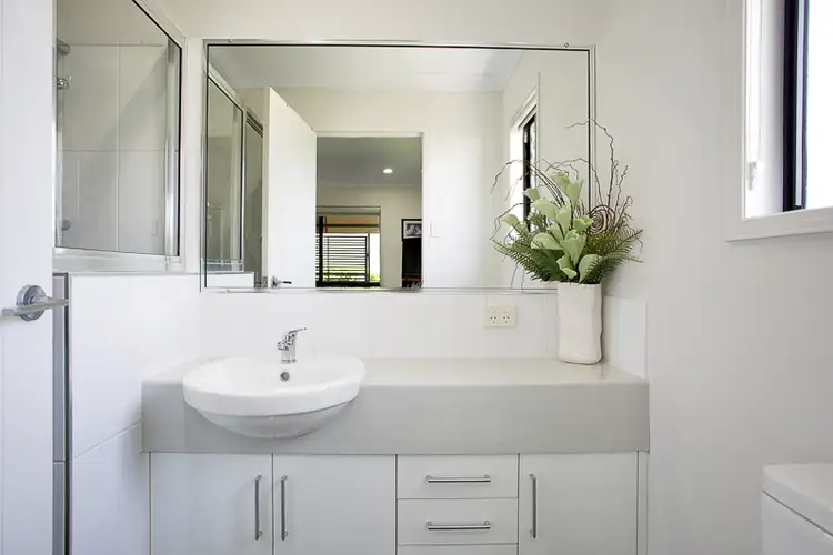 Seventh view of Homely apartment listing, 5/65 Pioneer Street, Glenella QLD 4740