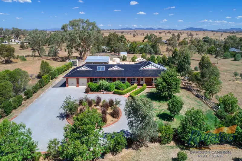 Main view of Homely house listing, 10 Warwick Road, Tamworth NSW 2340