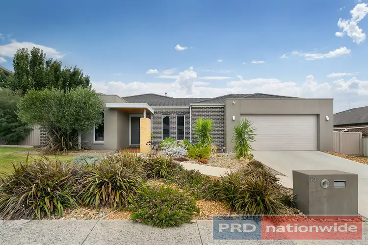 15 Pinevale Way, Ballarat North VIC 3350