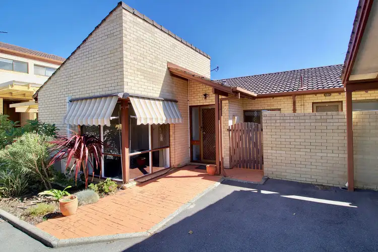Fifth view of Homely townhouse listing, 2/61 Gloucester Crescent, Shoalwater WA 6169